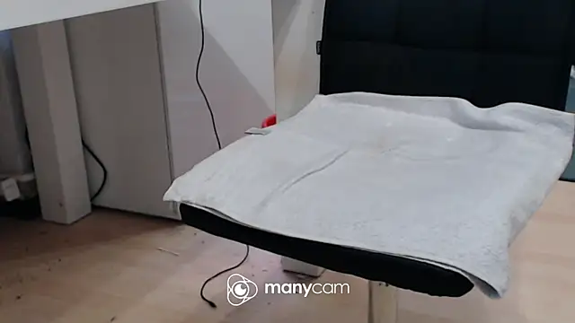 Supermen12171 online show from January 9, 2026, 2:35 pm