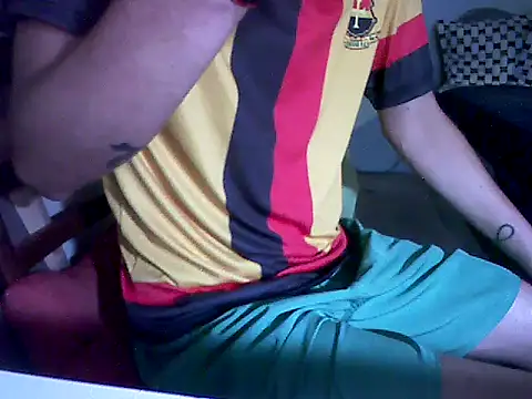 Snapshot of yourboysexy19 chatting on November 14, 2025, 11:41 pm yourboysexy19 online show from November 14, 2025, 11:41 pm