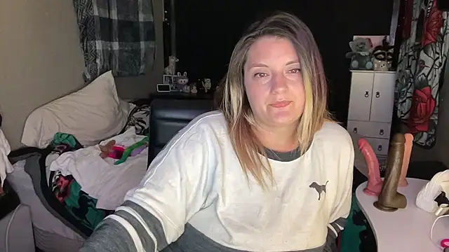 magicsparkles online show from December 20, 2025, 6:49 am