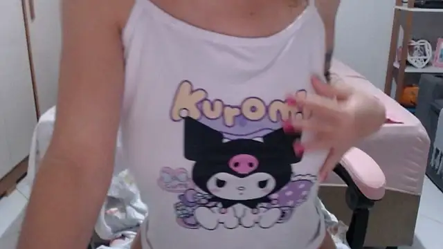 bustycarly online show from June 15, 2026, 8:36 am