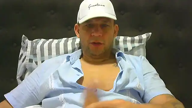 altenori112 online show from September 25, 2025, 2:34 pm