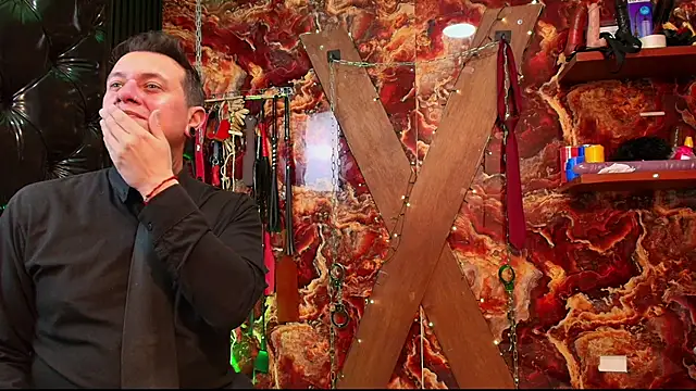 boy n girl online show from April 7, 2026, 5:26 pm