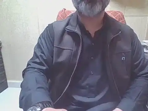 hairymaster95 online show from January 6, 2026, 4:27 am