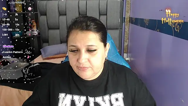 Kerly Doll online show from October 24, 2025, 12:59 pm