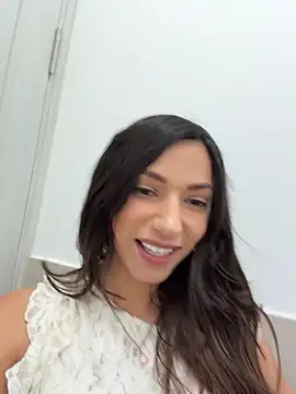  MiaQueen  online show from July 16, 2026, 10:40 pm