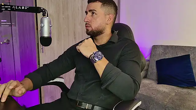 Snapshot of mr_david_cox chatting on February 16, 2025, 12:41 am mr david cox online show from February 16, 2025, 12:41 am