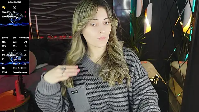 KylieMellow online show from February 20, 2026, 1:24 pm