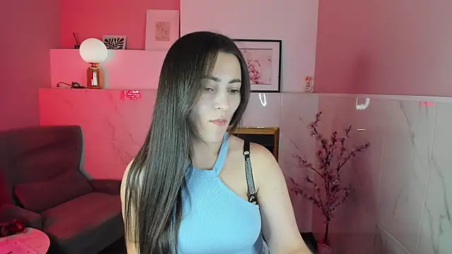 KylieMellow online show from September 11, 2025, 1:33 pm