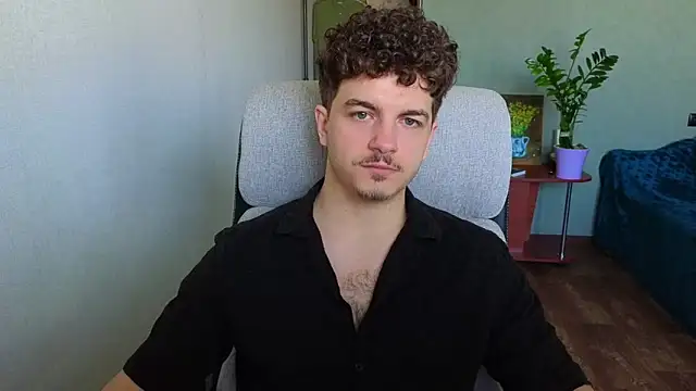 Remy Miles online show from June 5, 2026, 5:34 am