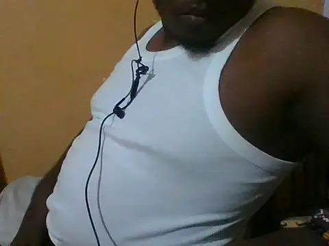 honeyswit online show from November 21, 2025, 9:36 pm