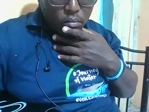 honeyswit online show from May 18, 2026, 10:14 pm