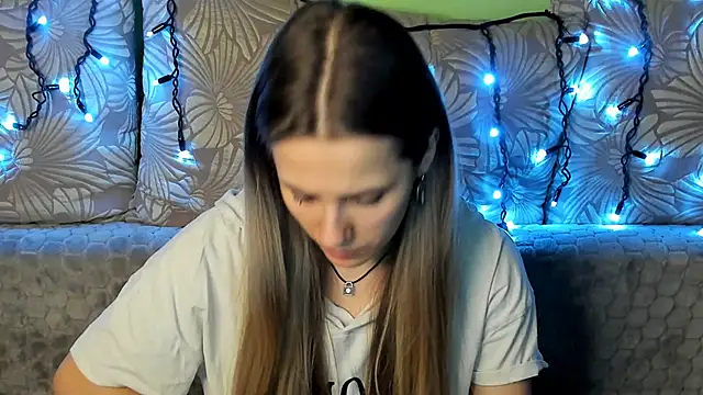 MaggieCake online show from January 17, 2025, 1:36 am