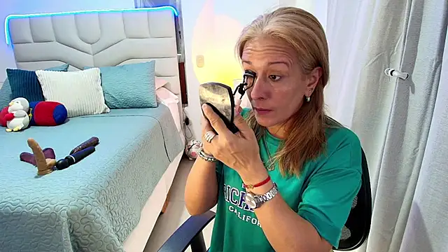 Naty Stone online show from July 21, 2026, 7:04 pm