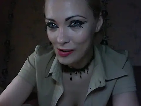 WildMissNiks online show from May 14, 2026, 7:16 am