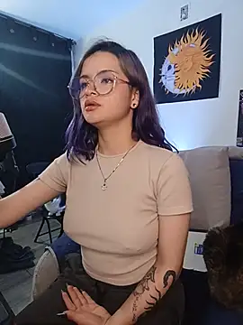 Raventh  online show from July 18, 2026, 4:21 am