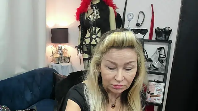 crystaLUX online show from March 25, 2026, 5:29 am