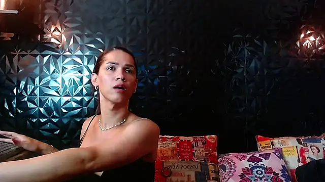 PINK  LOLA1 online show from October 30, 2025, 10:28 pm