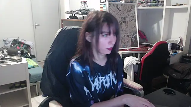 Snapshot of missthon0 chatting on February 6, 2026, 12:34 pm missthon0 online show from February 6, 2026, 12:34 pm