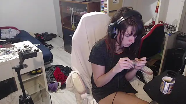 missthon0 online show from April 4, 2026, 9:49 am