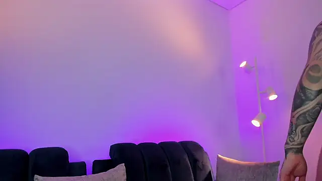 Snapshot of KeilaLovJack chatting on March 12, 2025, 5:35 am KeilaLovJack online show from March 12, 2025, 5:35 am