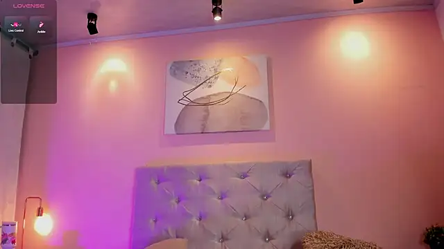 Snapshot of hannamartinn chatting on November 4, 2025, 2:04 am hannamartinn online show from November 4, 2025, 2:04 am