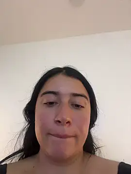 KallyMyller1 online show from April 17, 2026, 7:38 pm