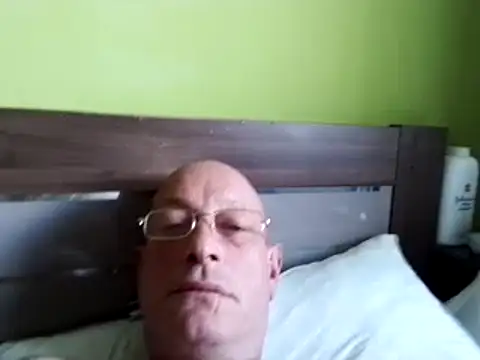 Snapshot of FanTango123 chatting on March 13, 2025, 11:51 am FanTango123 online show from March 13, 2025, 11:51 am