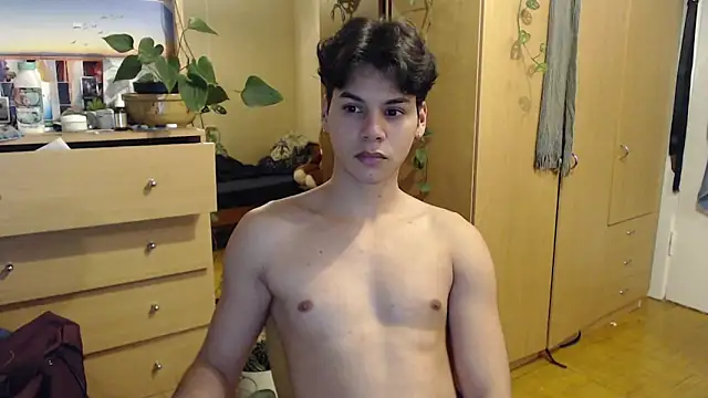 tomas boy20 online show from December 27, 2024, 9:11 pm