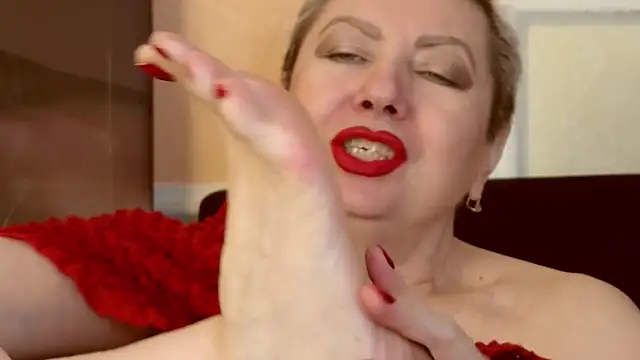 LadyPosh online show from November 11, 2025, 10:47 pm