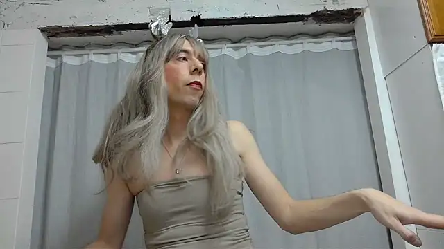 Snapshot of GetHornyHorny chatting on December 19, 2025, 1:13 pm GetHornyHorny online show from December 19, 2025, 1:13 pm