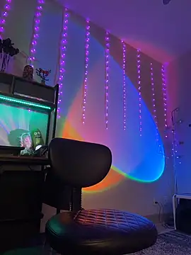 thebrattygoddess online show from December 18, 2025, 6:01 pm