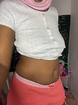 Snapshot of Badjen1027 chatting on October 30, 2025, 1:48 am Badjen1027 online show from October 30, 2025, 1:48 am