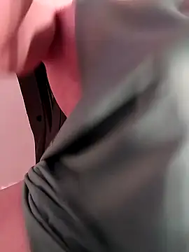 Snapshot of sexy_fit_guy_on_cam chatting on February 16, 2025, 8:55 pm sexy fit guy on cam online show from February 16, 2025, 8:55 pm