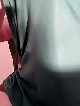 Snapshot of sexy_fit_guy_on_cam chatting on January 22, 2025, 1:42 pm sexy fit guy on cam online show from January 22, 2025, 1:42 pm