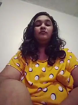 Snapshot of Indianbloom- chatting on February 7, 2026, 10:12 am Indianbloom- online show from February 7, 2026, 10:12 am