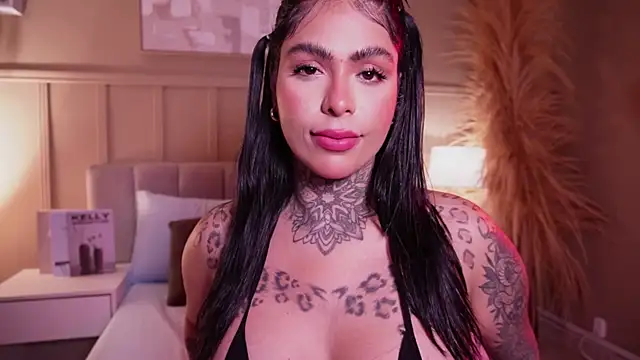 curvyliciousss online show from May 29, 2026, 6:36 pm