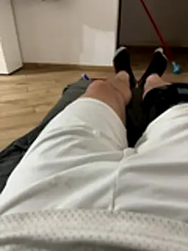 Io1994 online show from December 14, 2025, 9:53 pm