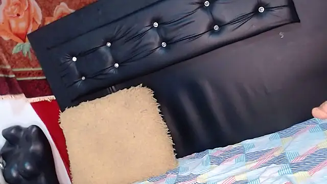 camilastar89 online show from November 19, 2025, 11:27 pm