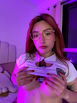 Anavi  online show from November 14, 2025, 11:30 pm