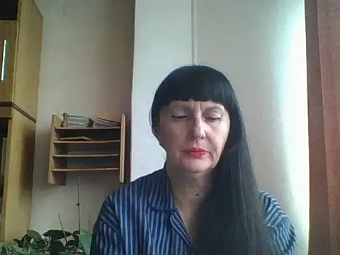 MelanyBanks online show from October 2, 2025, 7:34 am