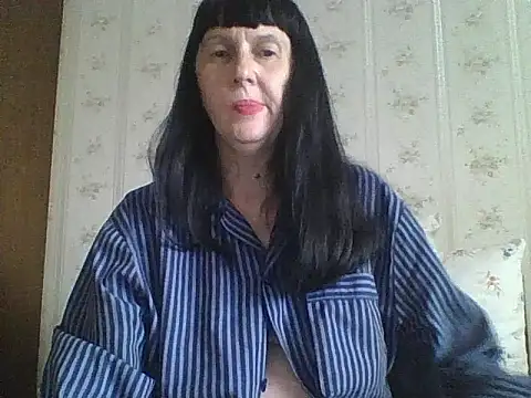 MelanyBanks online show from June 14, 2026, 7:42 am