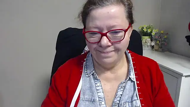 Snapshot of Adelewildx chatting on February 20, 2025, 4:50 am Adelewildx online show from February 20, 2025, 4:50 am
