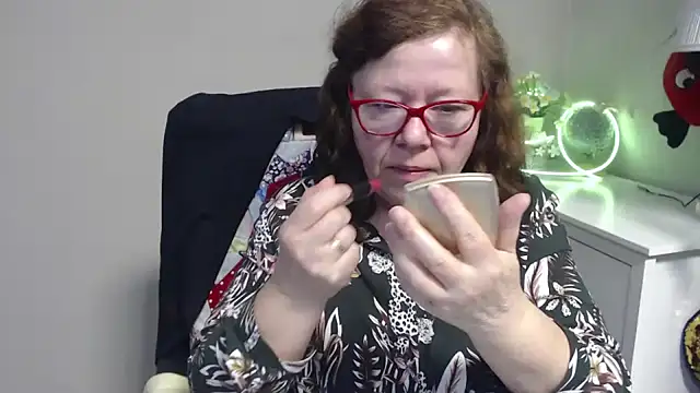 Snapshot of Adelewildx chatting on March 20, 2025, 5:02 am Adelewildx online show from March 20, 2025, 5:02 am