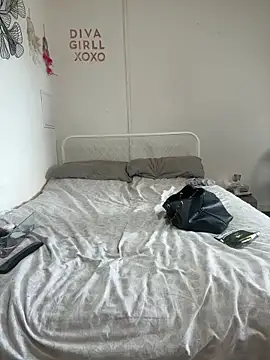 Tatted-Tgirlxx online show from September 16, 2025, 2:51 pm