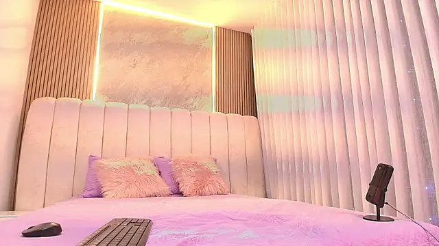 Snapshot of emyli_sw_ chatting on February 20, 2026, 3:03 am emyli sw online show from February 20, 2026, 3:03 am