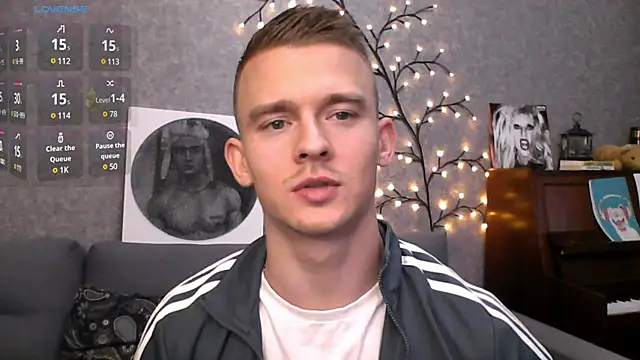 Marvelboy  online show from December 19, 2024, 12:01 pm