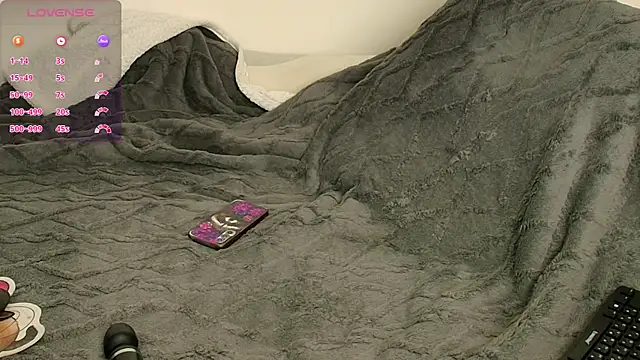 SuchArt  online show from April 10, 2026, 6:48 pm