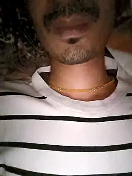 dreamtoungelick69 online show from February 1, 2025, 7:13 pm