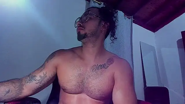 Snapshot of Baky_sexy chatting on February 13, 2026, 2:44 am Baky sexy online show from February 13, 2026, 2:44 am