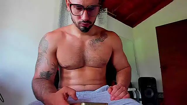 Snapshot of Baky_sexy chatting on December 16, 2025, 2:10 pm Baky sexy online show from December 16, 2025, 2:10 pm